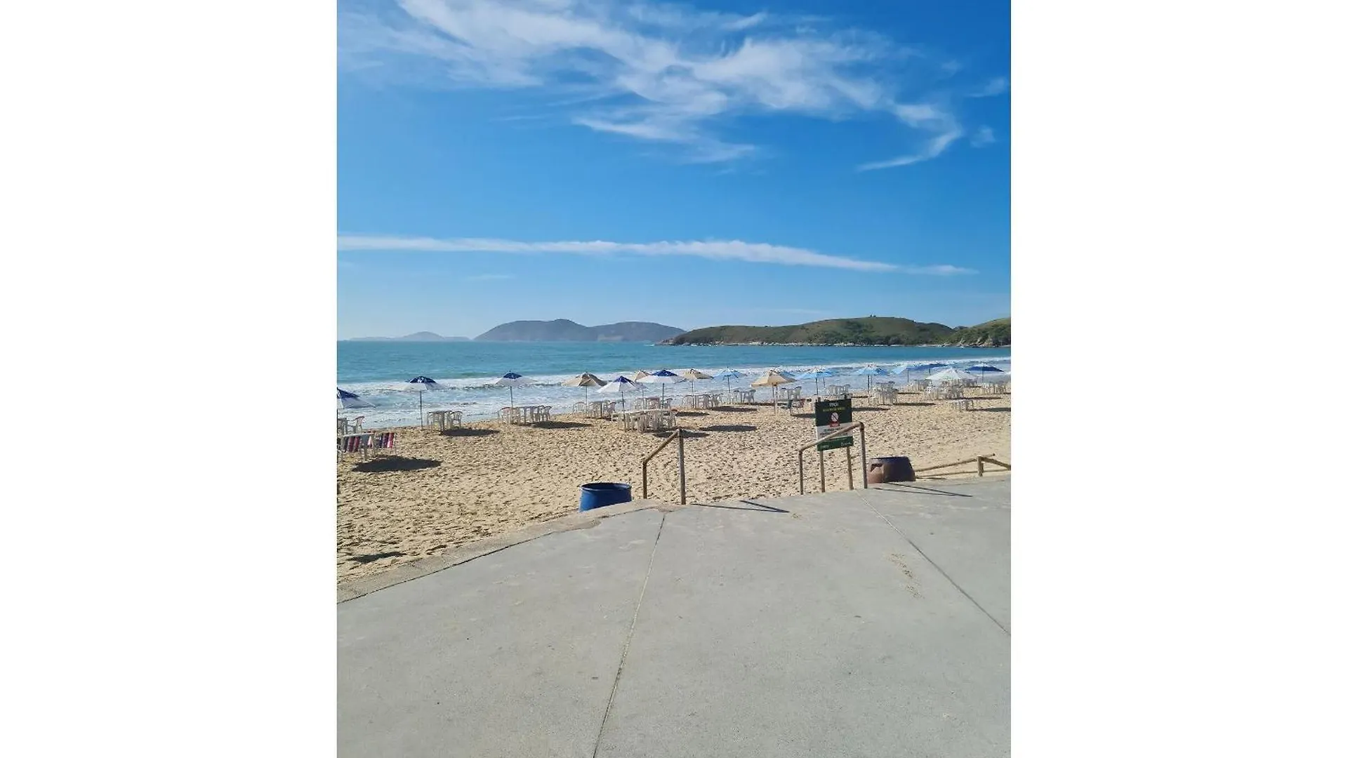 Paraíso em Cabo Frio - Duplex Beira Mar com Piscina, Em frente a Praia do Peró - Cabo Frio, com AR, SmartTv, Wi-fi, Roupa de Cama e banho, Portaria 24 horas, Estacionamento, Completo Apartamento