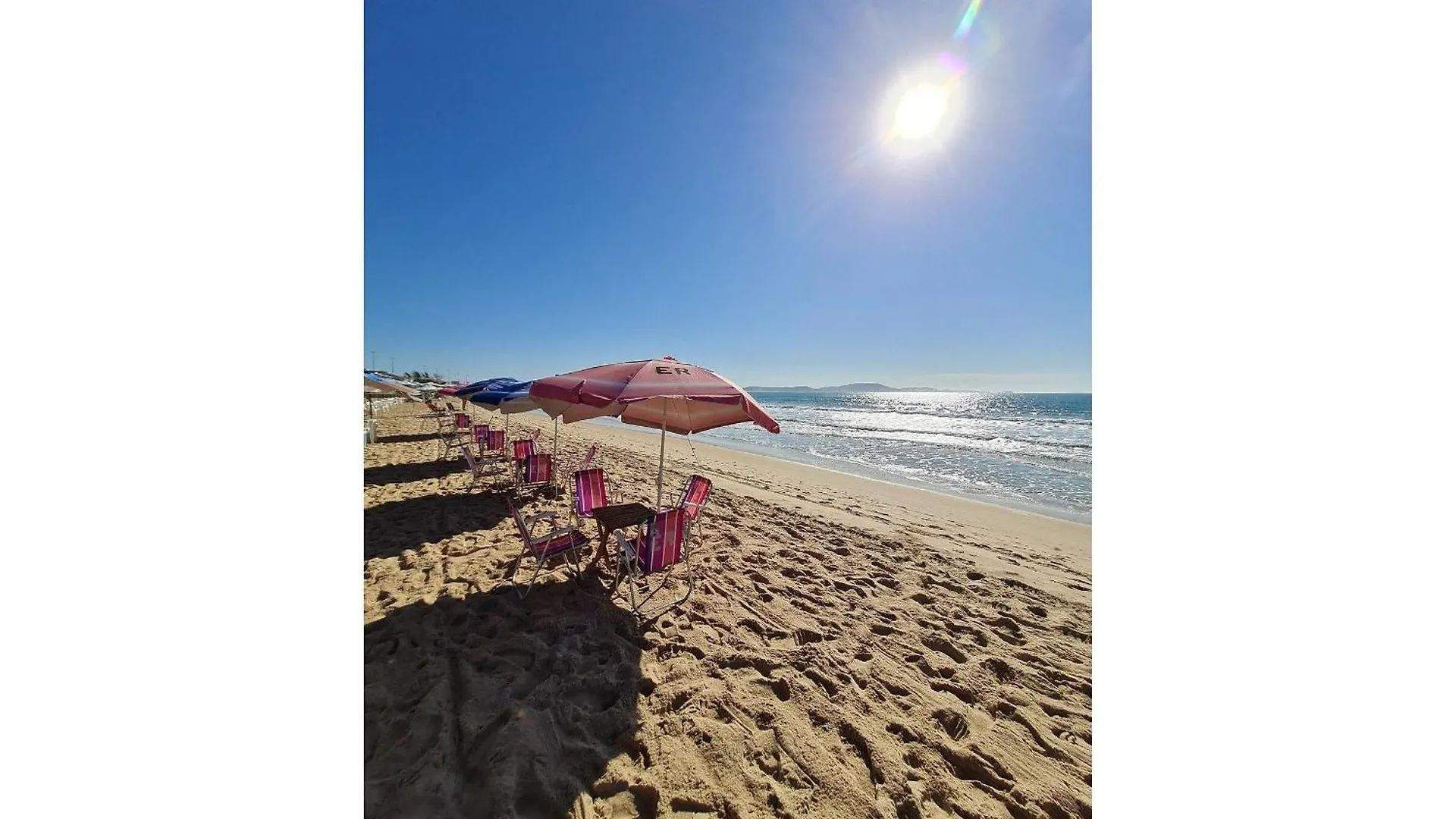 Paraíso em Cabo Frio - Duplex Beira Mar com Piscina, Em frente a Praia do Peró - Cabo Frio, com AR, SmartTv, Wi-fi, Roupa de Cama e banho, Portaria 24 horas, Estacionamento, Completo
