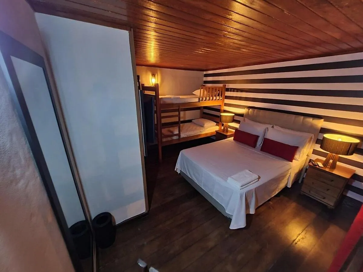 Apartamento Paraíso em Cabo Frio - Duplex Beira Mar com Piscina, Em frente a Praia do Peró - Cabo Frio, com AR, SmartTv, Wi-fi, Roupa de Cama e banho, Portaria 24 horas, Estacionamento, Completo